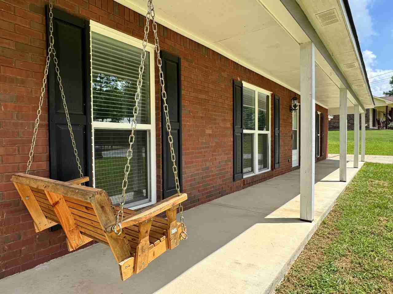 76 Lee Rd - Photo 3 of 26