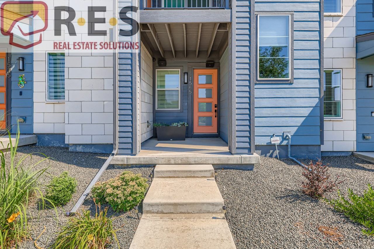 1565 W 67th Ave - Photo 3 of 28
