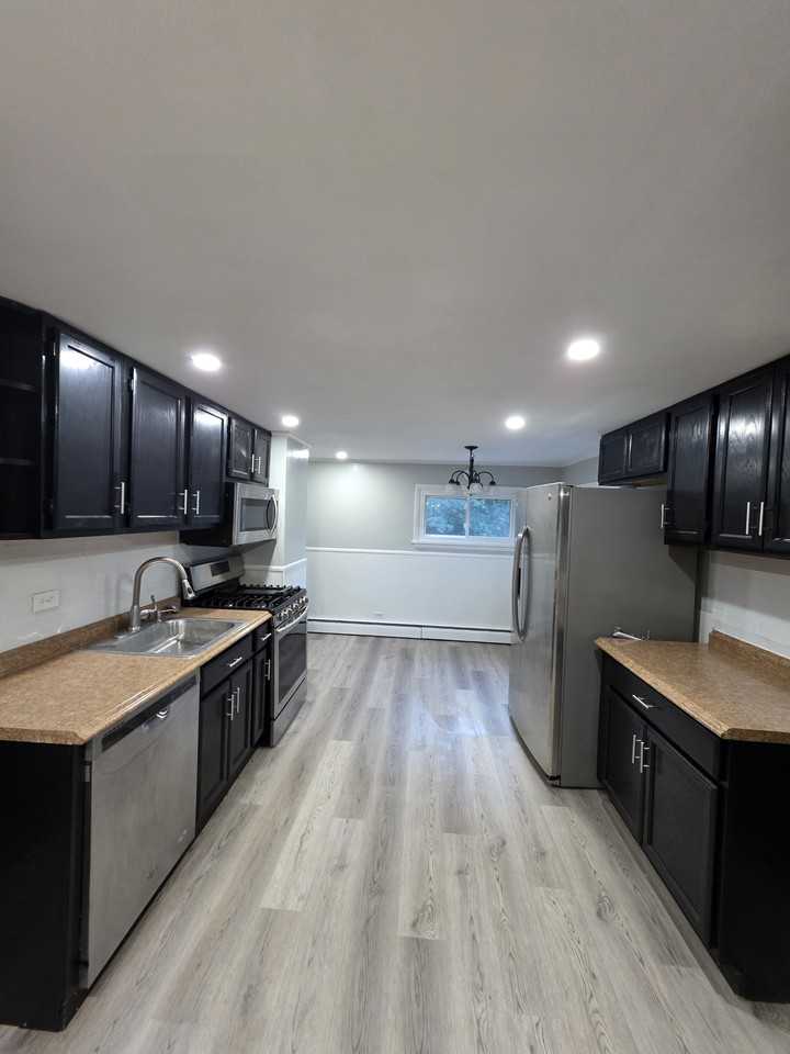 101 Saratoga Ave #2 - Photo 2 of 9