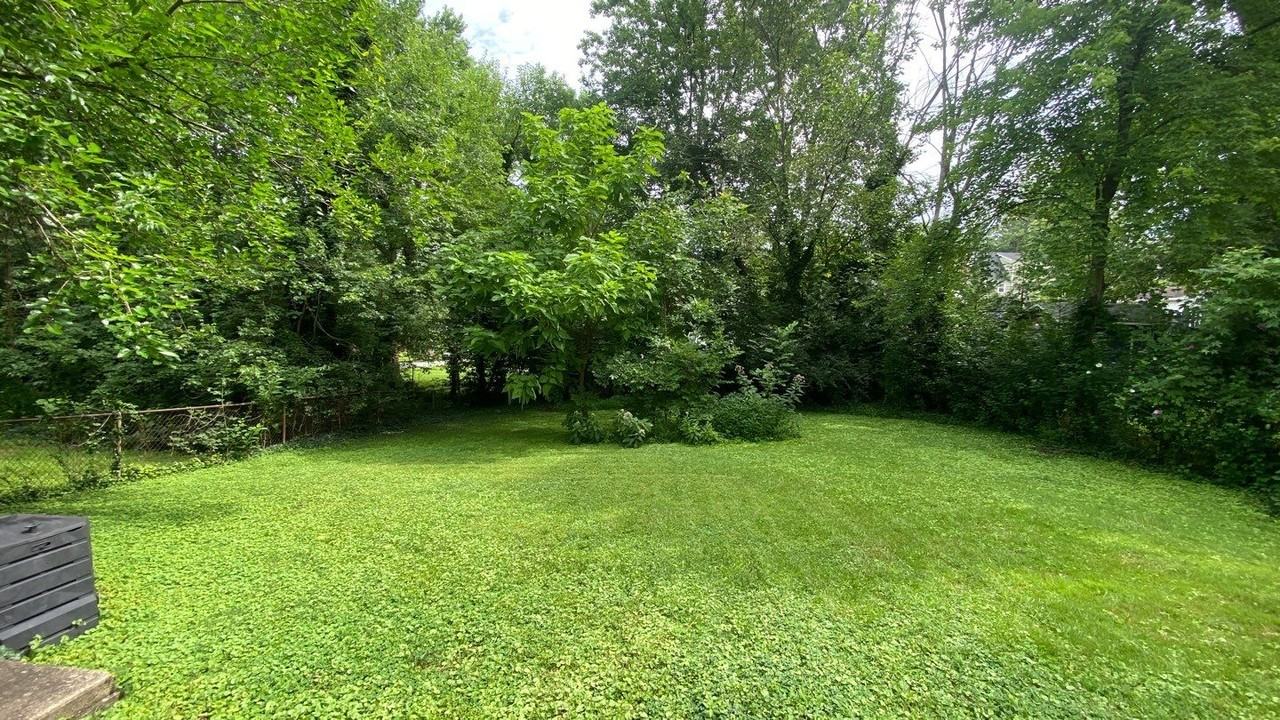 6210 Quebec St - Photo 2 of 32