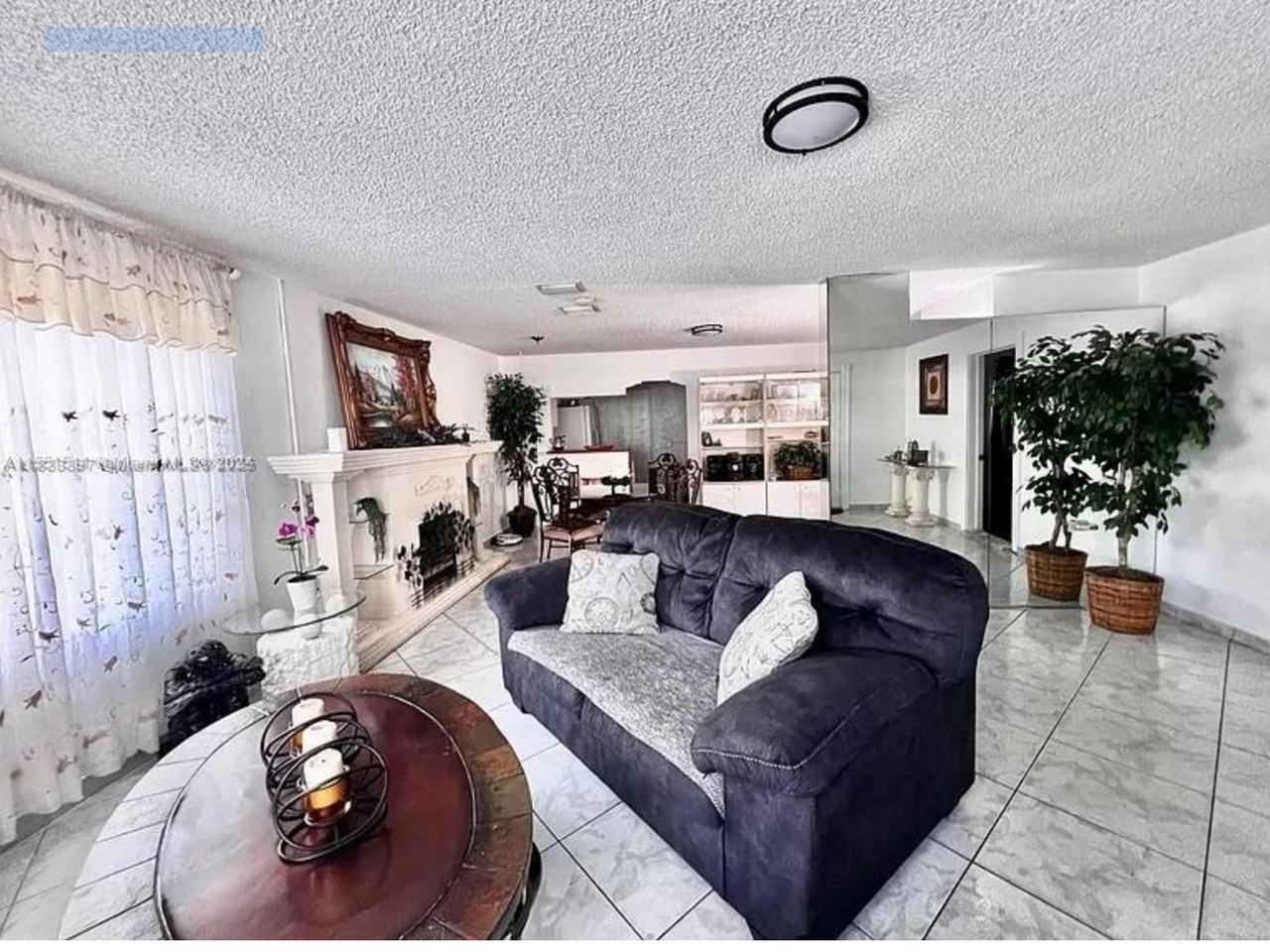 1465 Sw 28th Way #NA - Photo 2 of 2