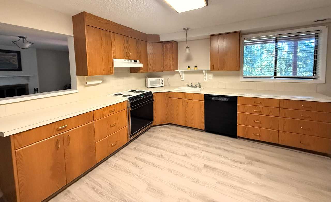 2217 Ne Landover Dr #NA - Photo 4 of 20