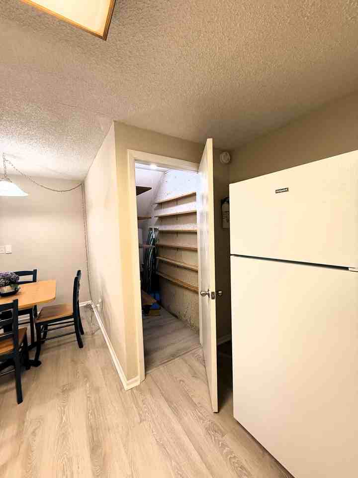 2217 Ne Landover Dr #NA - Photo 6 of 20