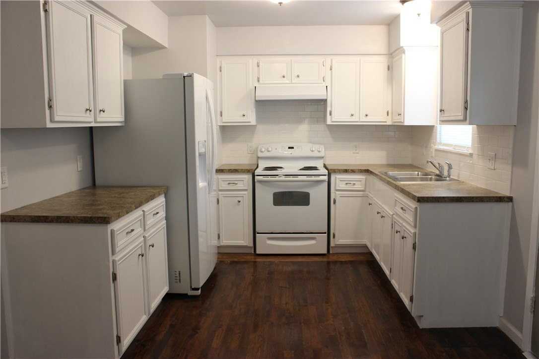 116 Allen Drive - Photo 3 of 6