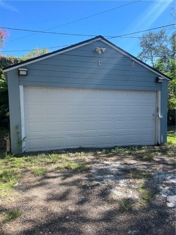 309 Oleander Ave Unit B #B - Photo 4 of 10