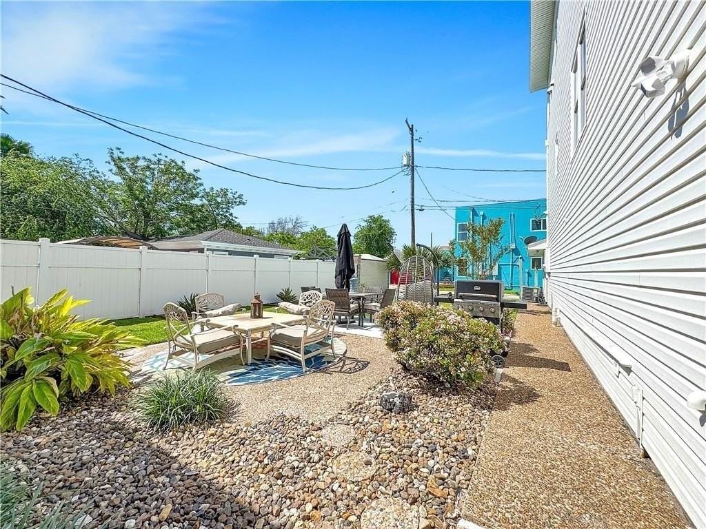 1601 Ocean Drive #1 - Photo 6 of 25