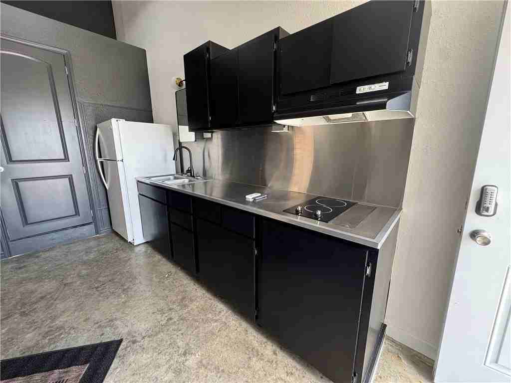 101 Linda Kay Ln - Photo 3 of 5