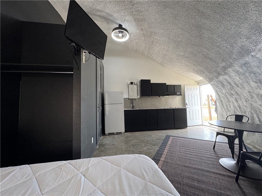 101 Linda Kay Ln - Photo 4 of 5