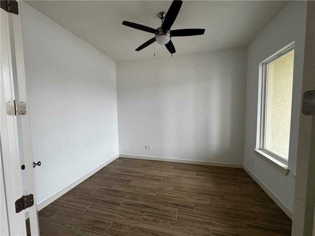 1702 Elm View Drive - Photo 5 of 11