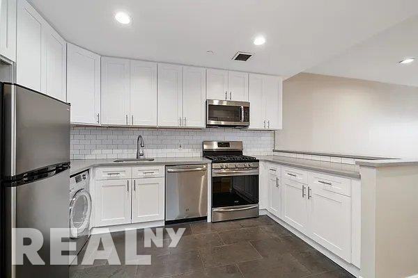 Ludlow St #2C - Photo 3 of 7