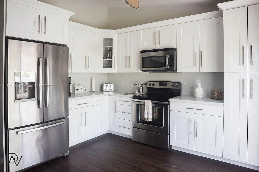 14504 Sw 144th Ter - Photo 2 of 3