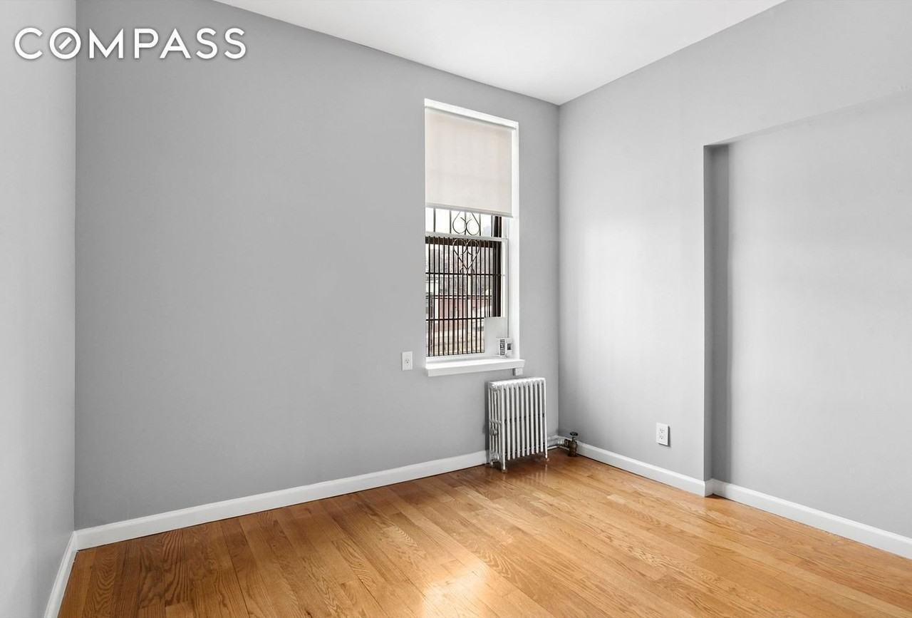 133 17th Street #4R - Photo 3 of 6