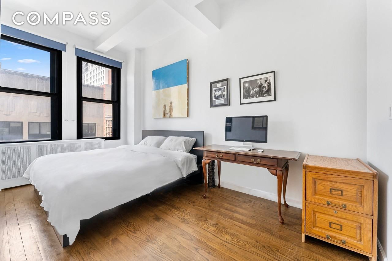 315 7th Ave #5C - Photo 5 of 6