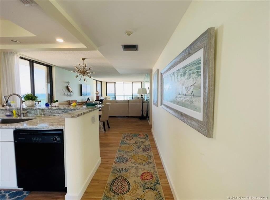 9900 S Ocean Dr Apt 1401 #1401 - Photo 4 of 50