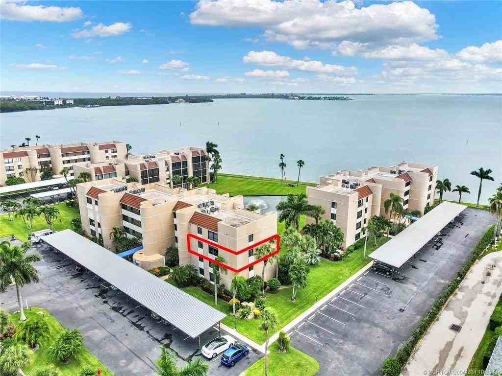 3392 Ne Causeway Blvd #304 - Photo 4 of 26