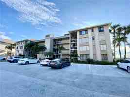 featured image of 4620 Ne Sandpebble Trce Apt 405 #405