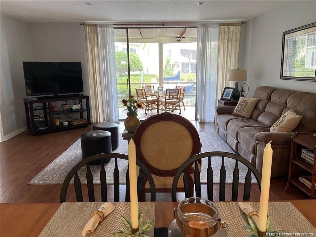 3901 Se Saint Lucie Blvd Unit D-29 #D29 - Photo 4 of 26