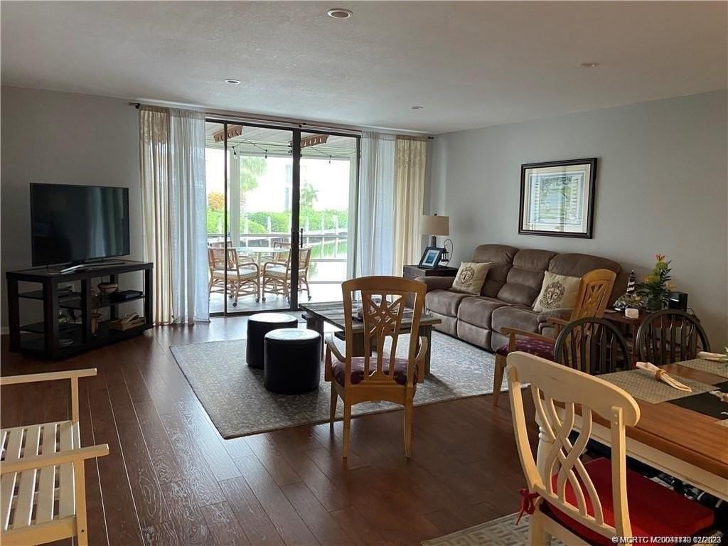 3901 Se Saint Lucie Blvd Unit D-29 #D29 - Photo 5 of 26