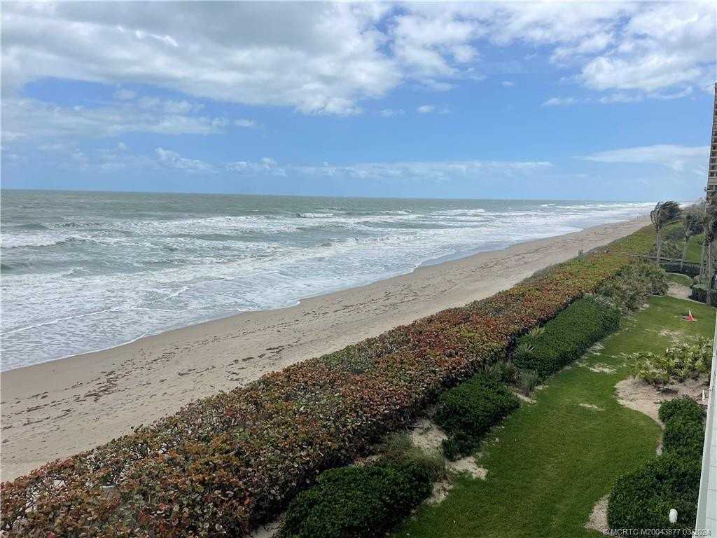 8600 S Ocean Dr Apt 303 #303 - Photo 6 of 37