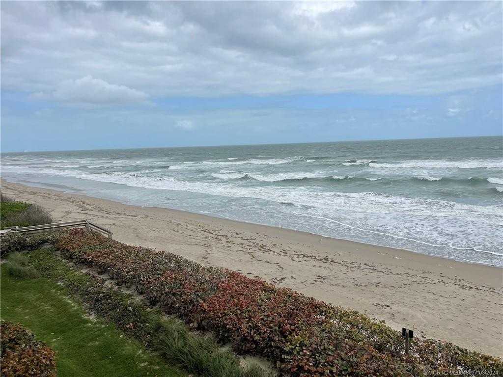 8600 S Ocean Dr Apt 303 #303 - Photo 7 of 37