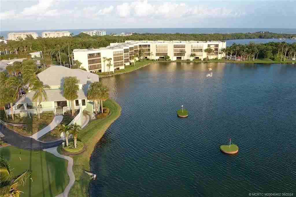 221 Ne Plantation Rd Apt 215 #215