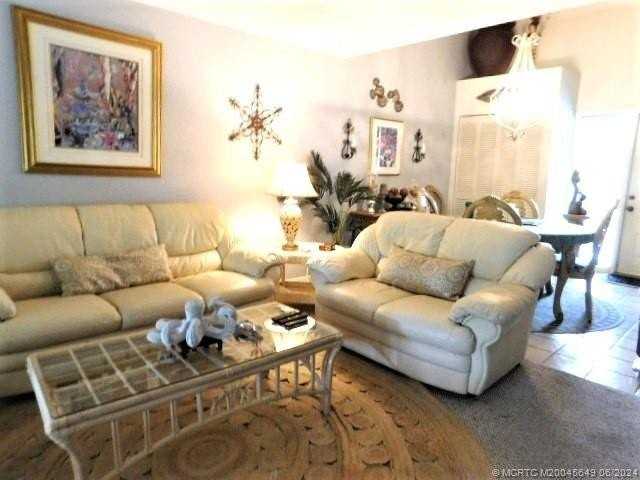 2273 Nw 22nd Ave Apt 104 #104 - Photo 7 of 17