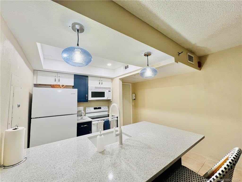 9800 South Ocean Drive #211 - Photo 5 of 50