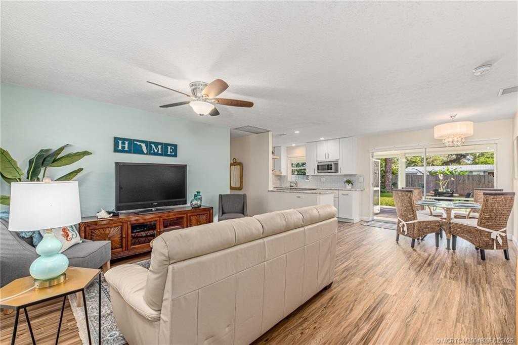 9026 Se Bobwhite St - Photo 4 of 25