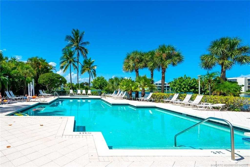 5799 Ne Island Cove Way Apt 1104 #1104 - Photo 5 of 50