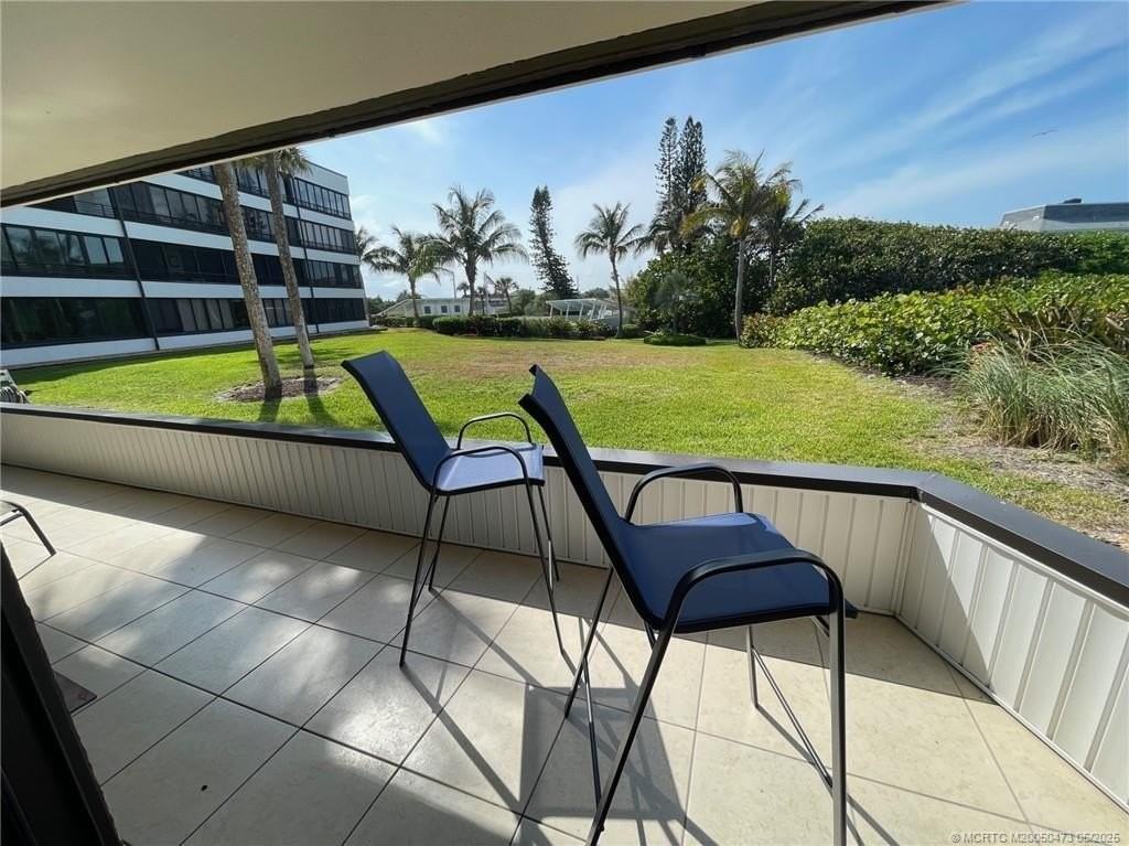 1357 Ne Ocean Blvd Apt 106 #106 - Photo 5 of 38