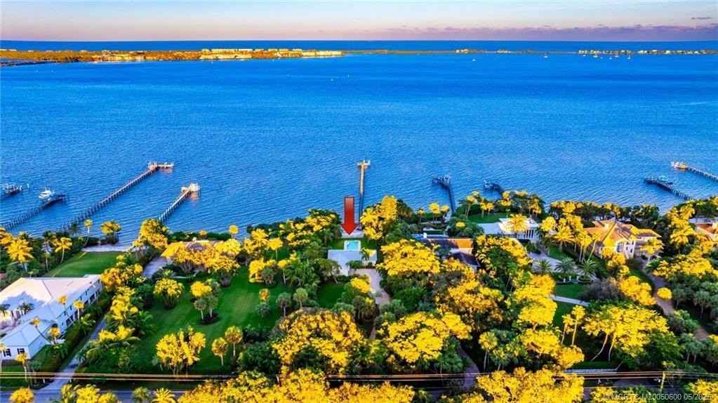 62 S Sewalls Point Rd - Photo 3 of 38