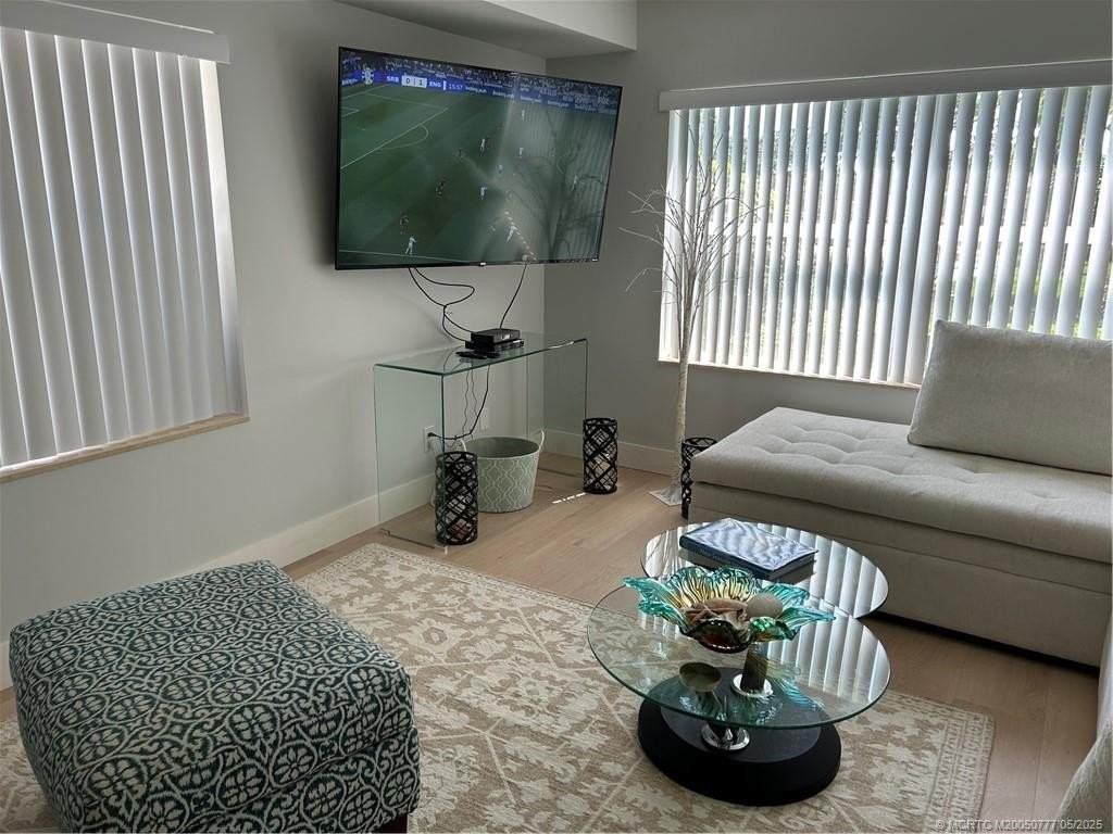 2807 Sw Lakemont Pl Unit 1 #1D - Photo 4 of 47