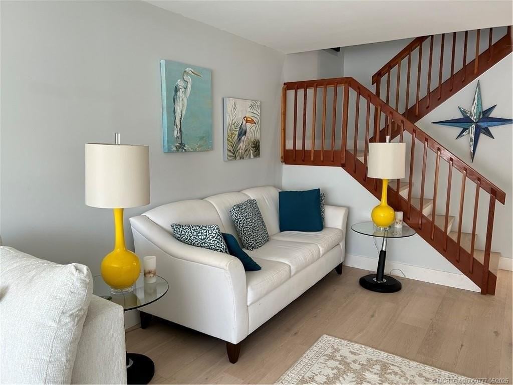 2807 Sw Lakemont Pl Unit 1 #1D - Photo 7 of 47