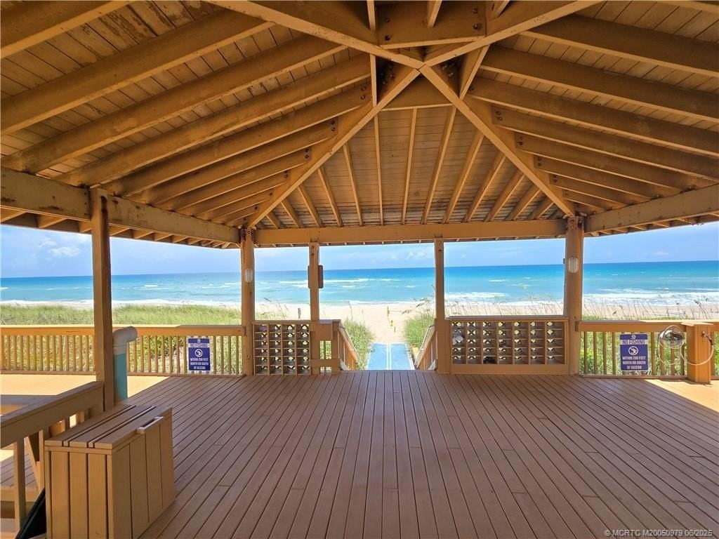 10600 S Ocean Dr Apt 709 #709 - Photo 4 of 33