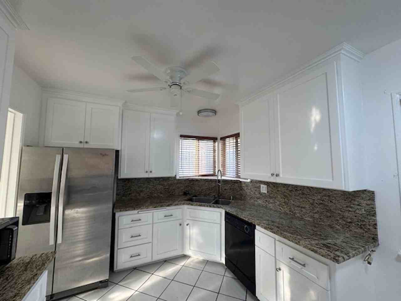11511 Haas Ave - Photo 3 of 14