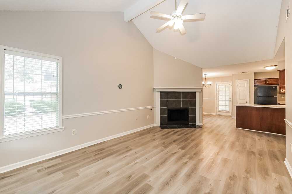 1030 Nolan Lane - Photo 3 of 16