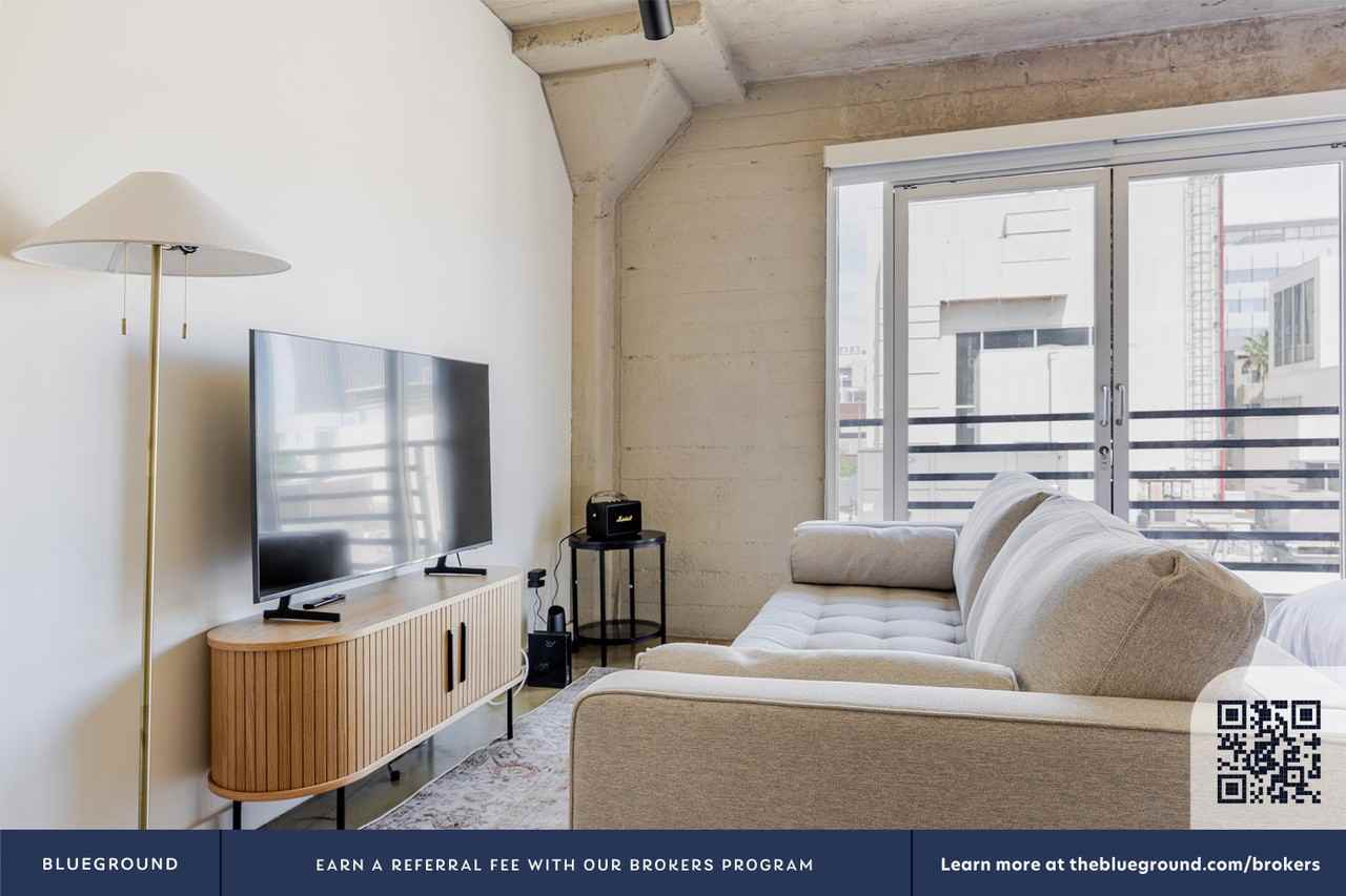 1617 Cosmo St #1357 - Photo 5 of 16