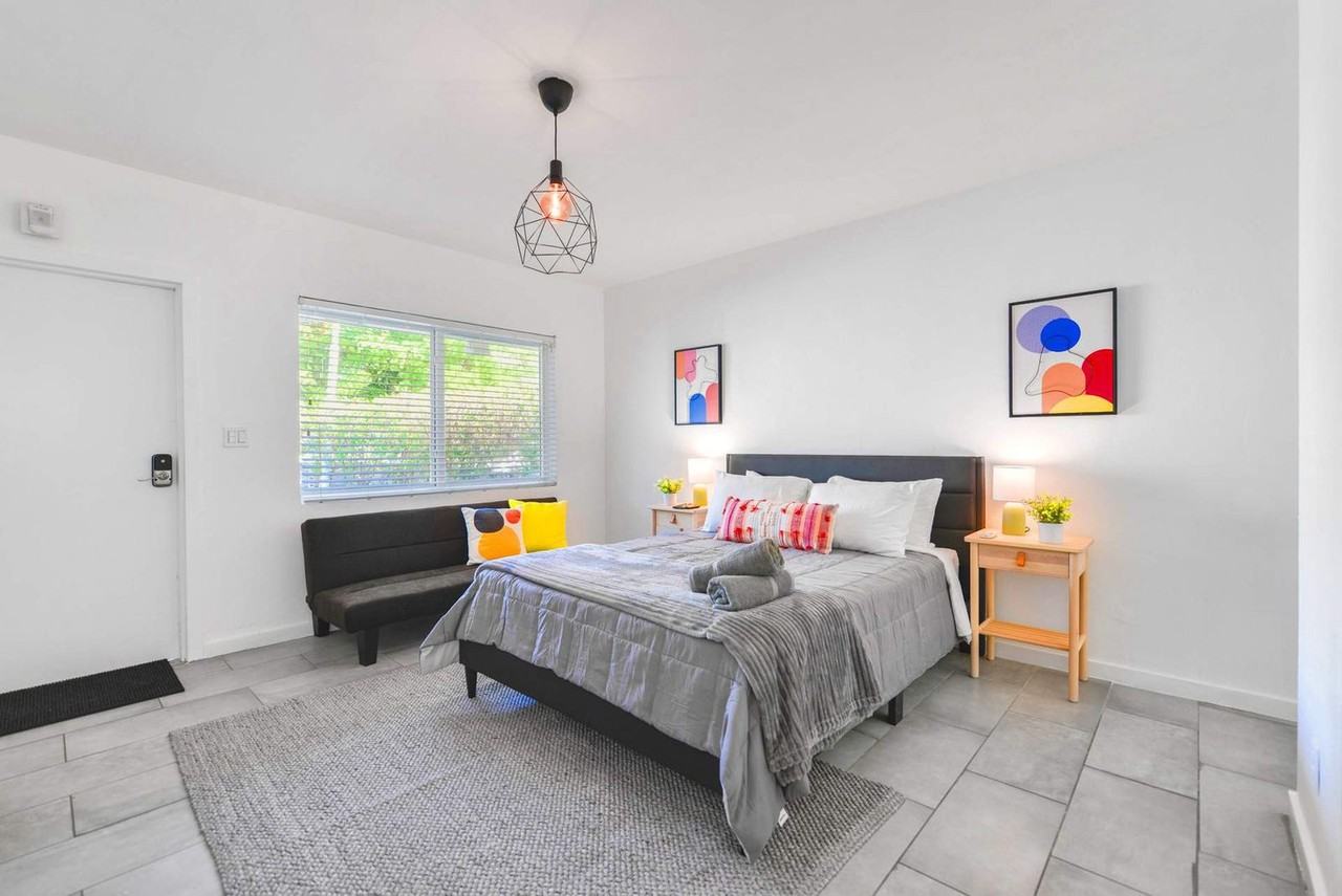 515 Ne 82nd St #1022248P - Photo 7 of 12