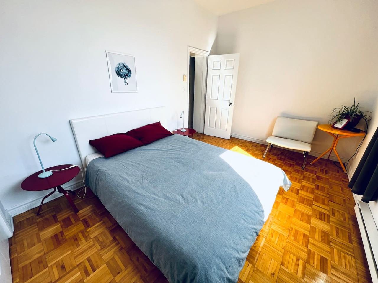 4846 Rue Sainte-Catherine E #1228880P - Photo 2 of 21