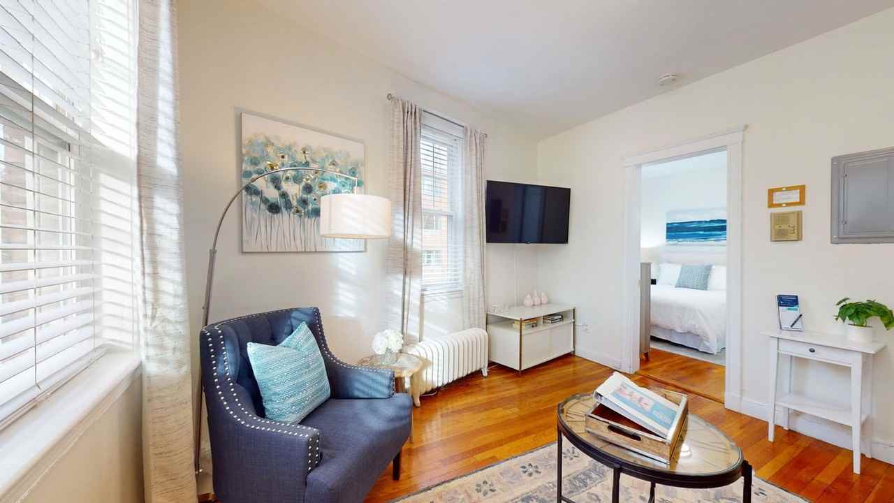 191 Kent St #1238024P - Photo 2 of 11