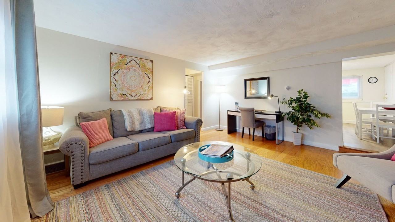 79 Chestnut St #1238031P - Photo 2 of 12