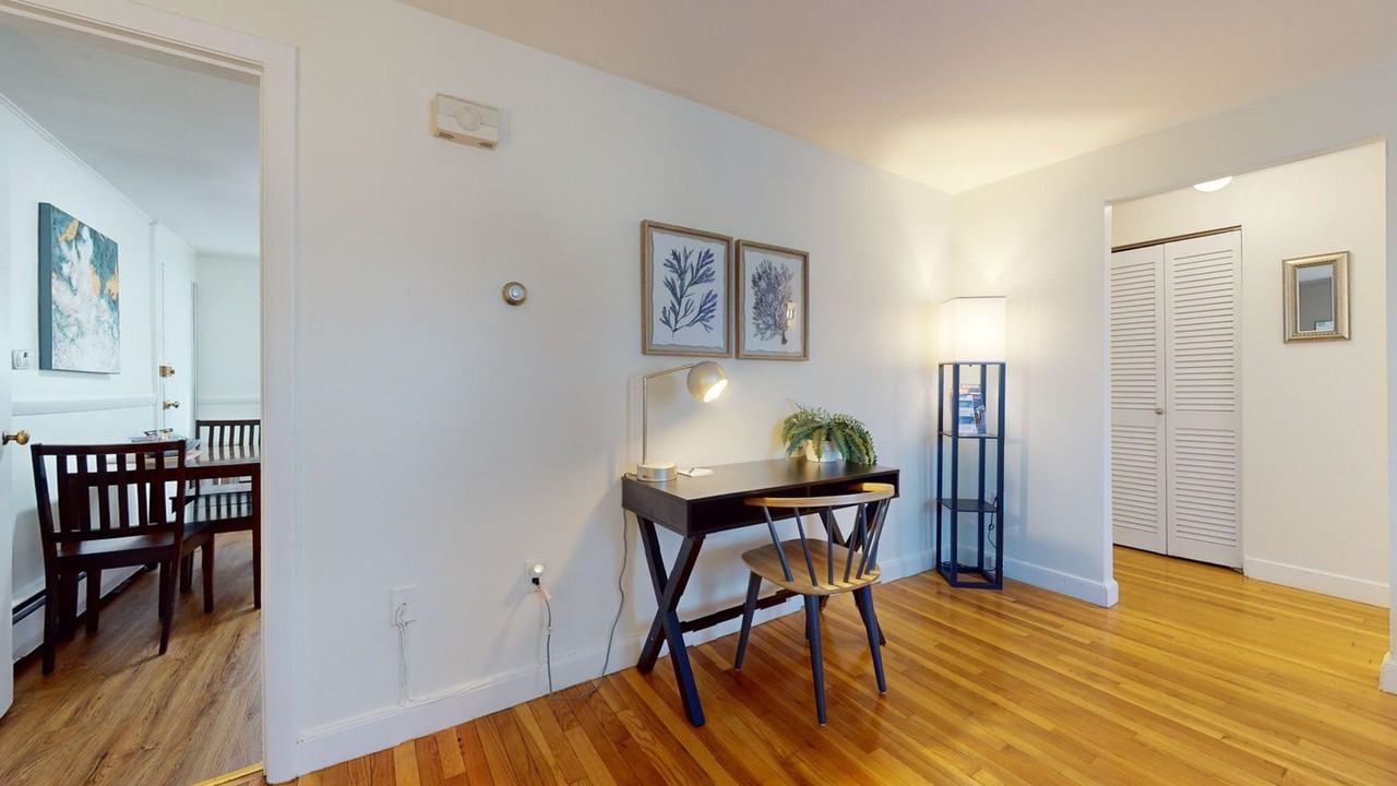 95 Chestnut St #1238089P - Photo 5 of 14