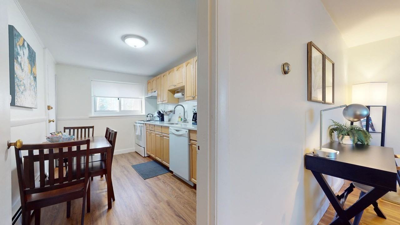 95 Chestnut St #1238089P - Photo 6 of 14