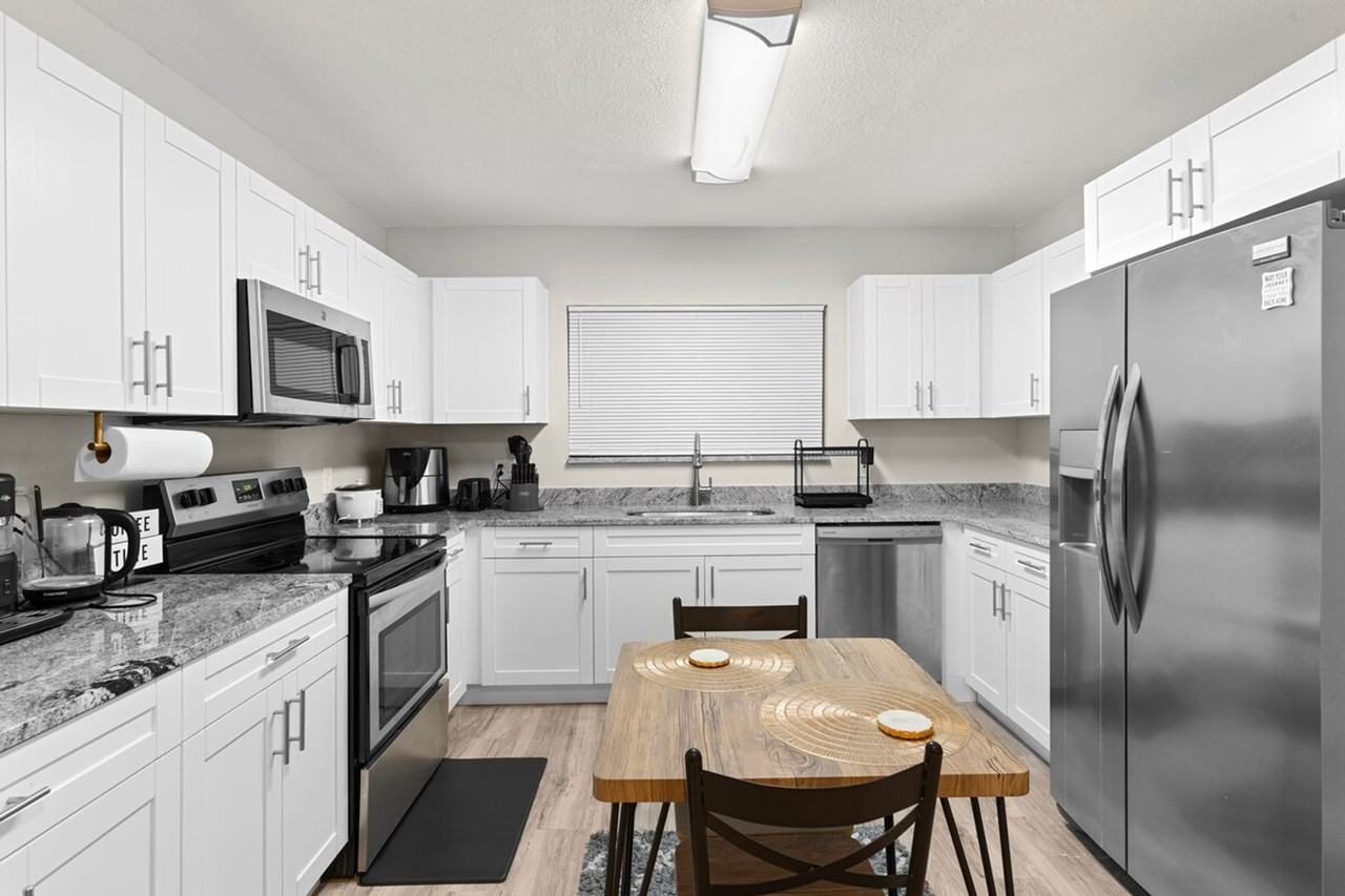 3602 E Genesee St #1244340P - Photo 5 of 22