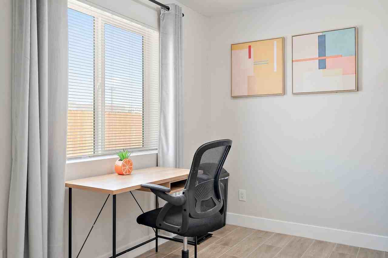 1801 E Raymond St #1244347P - Photo 2 of 27