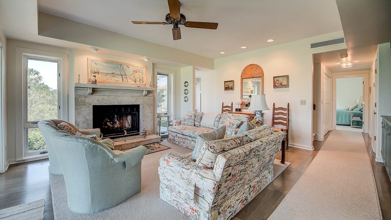 38 Leeward Ct #1253397P - Photo 6 of 34