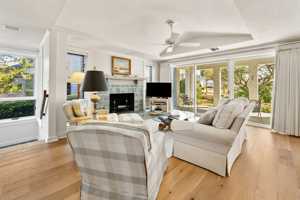 featured image of 1 Pioneer Loop