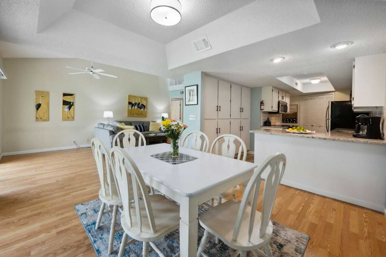 393 Aspen Loop #1253451P - Photo 6 of 22