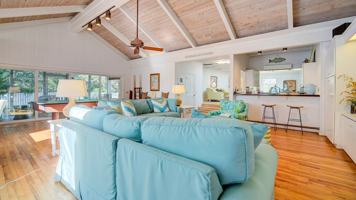 featured image of 94 Whiting Ln