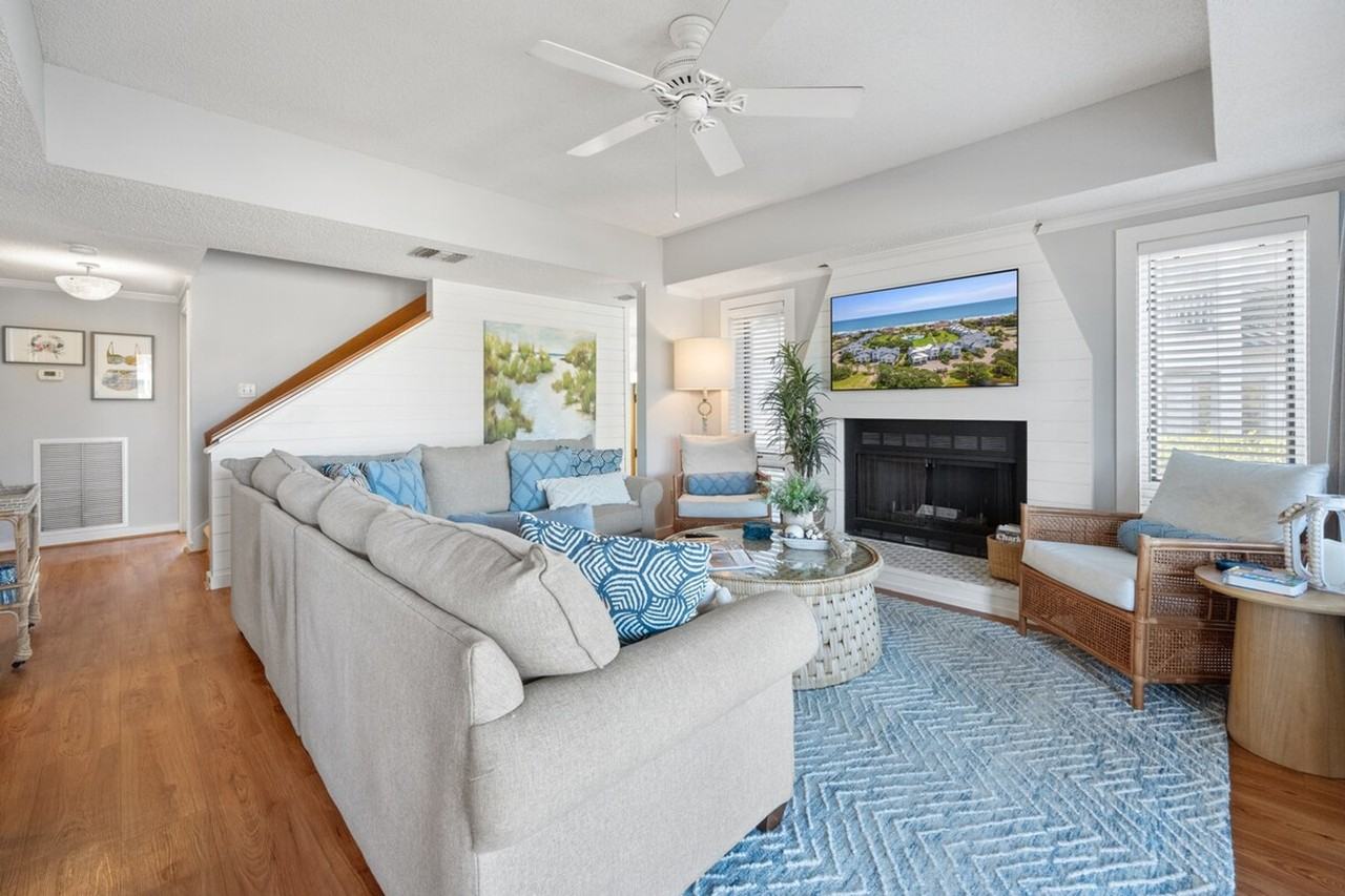 409 Debordieu Boulevard - Photo 3 of 88